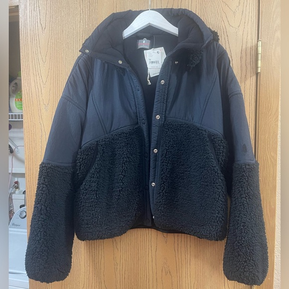 Free people movement adventure awaits fleece, BNWT, size med - Picture 9 of 9